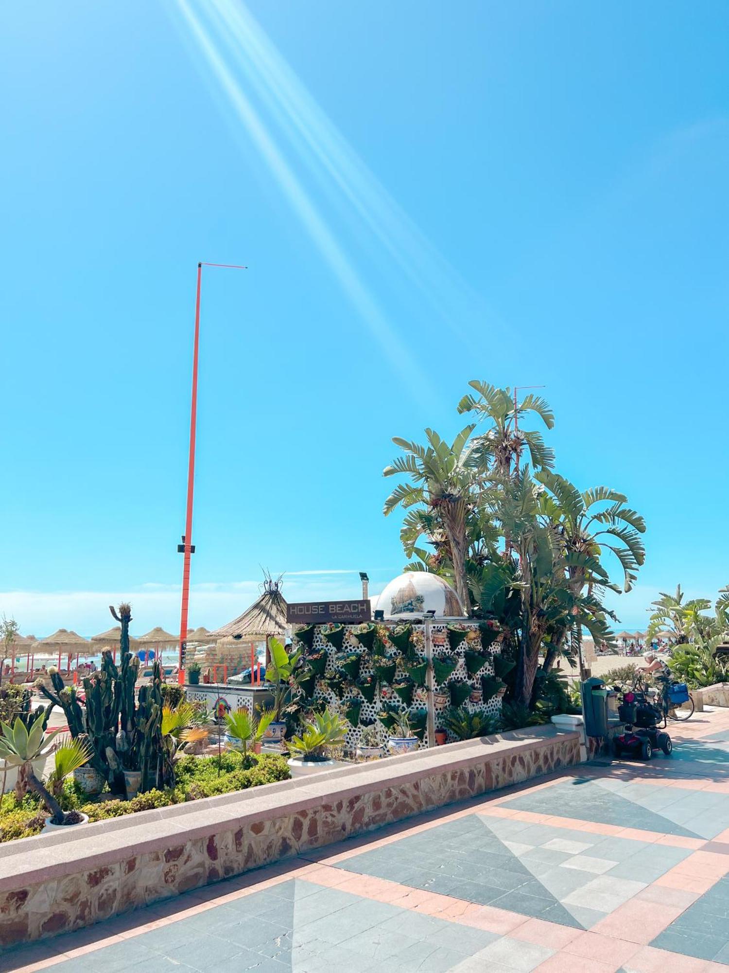 Palm Beach Aparment Sea Views Τορρεμολίνος Εξωτερικό φωτογραφία