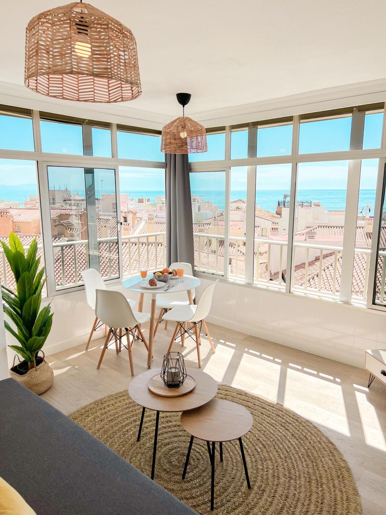 Palm Beach Aparment Sea Views Τορρεμολίνος Εξωτερικό φωτογραφία