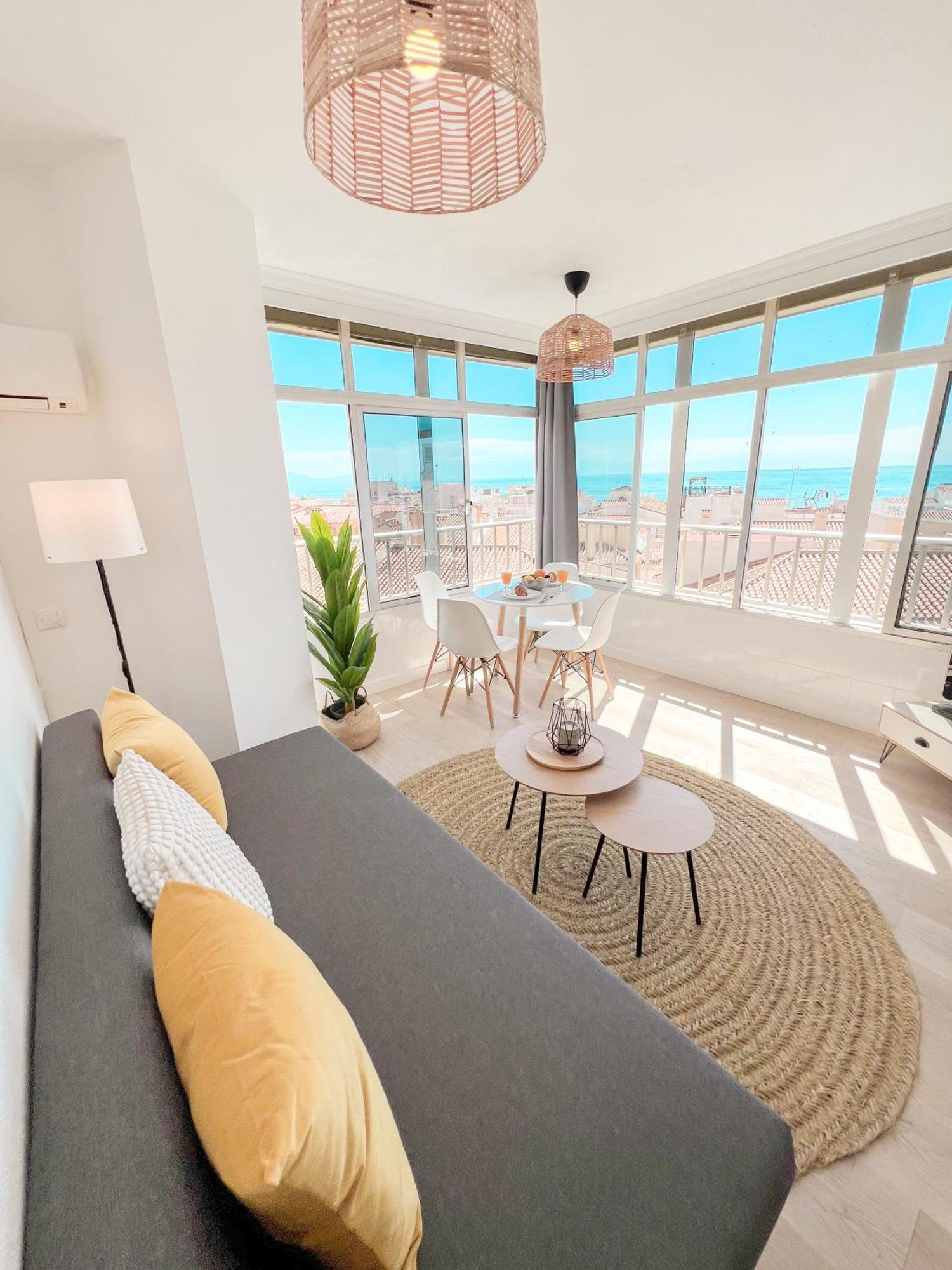 Palm Beach Aparment Sea Views Τορρεμολίνος Εξωτερικό φωτογραφία